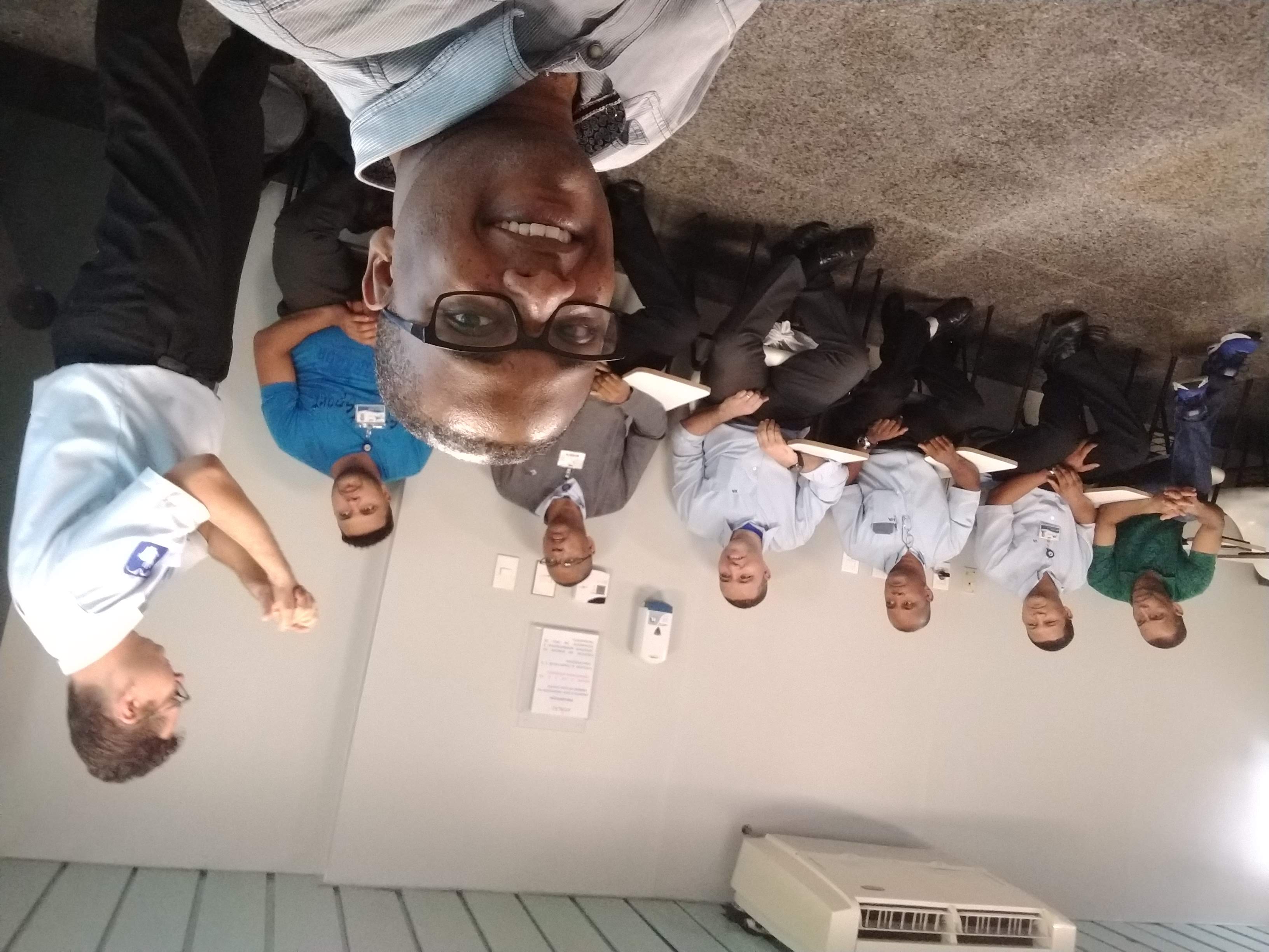 Curso de libras na Empresa Hospital Aliança.jpg